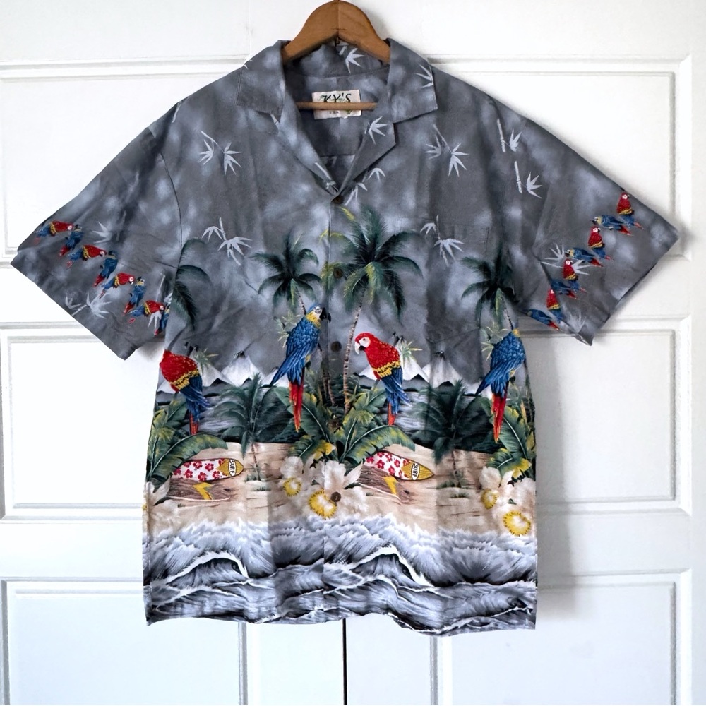 Vintage Aloha Hawaiian Button Up Shirt Large Colorful Parrots USA Camp Beach